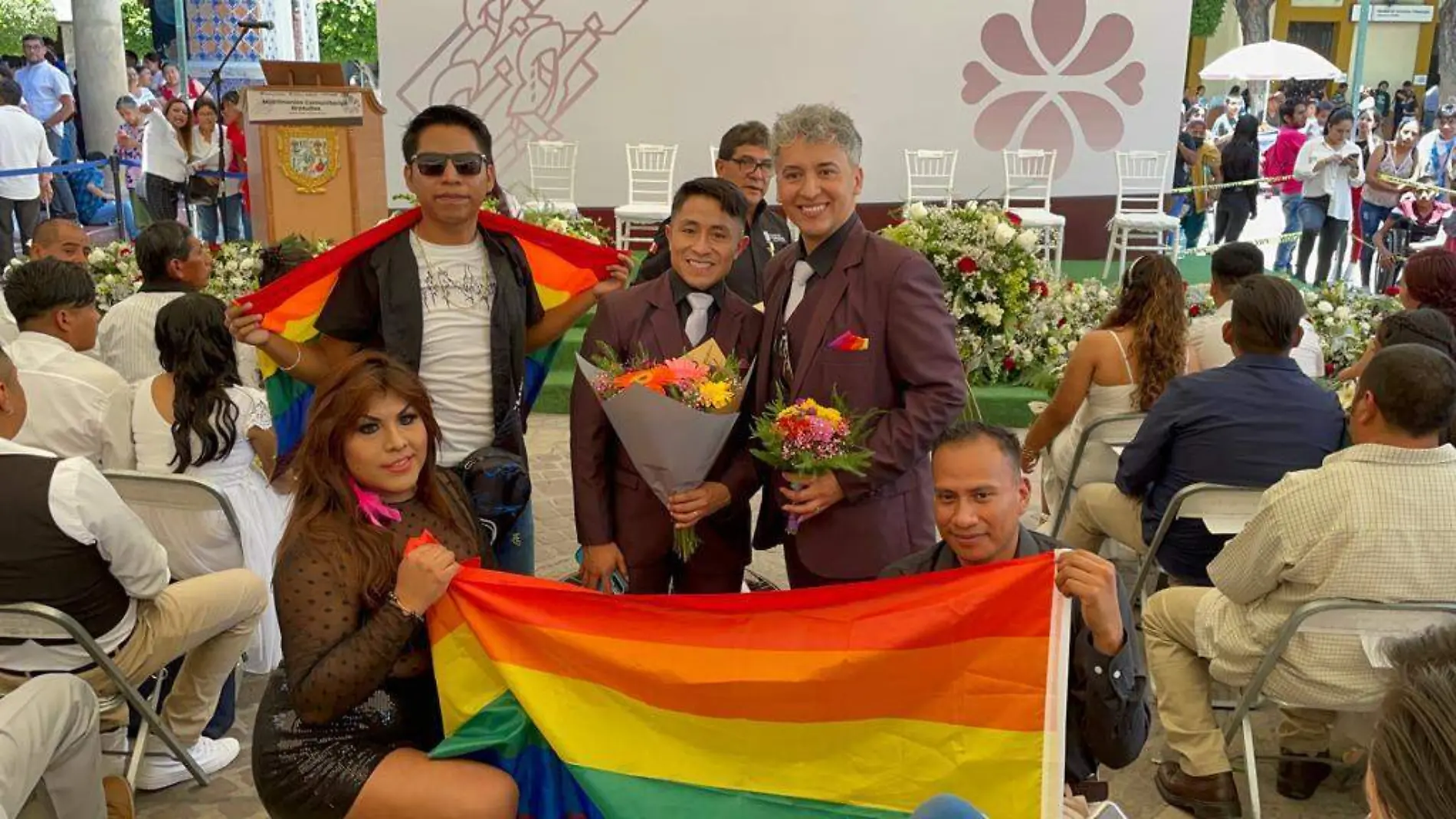 Celebran en Tehuacán el primer matrimonio igualitario